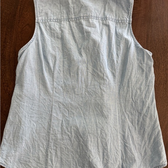 J.Crew Light Blue Chambray Top - Picture 4 of 4